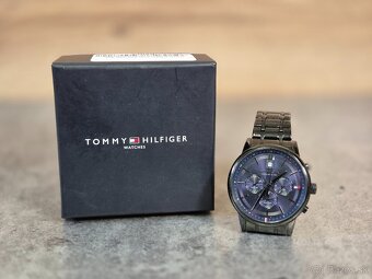 TOMMY HILFIGER model KYLE 1791633 - 2