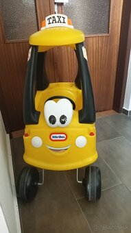 autíčka odrážadlá Little Tikes modely Taxi a 911 - 2