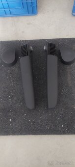 Predám lakťovú opierku na VW T5 T6 c.d. 7E5883081, 082 - 2