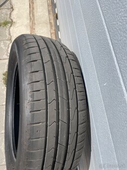 Predám letné pneu. 205/60 R17 - 2
