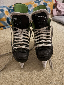 Hokejove korcule Bauer XLS Junior 2 - 2