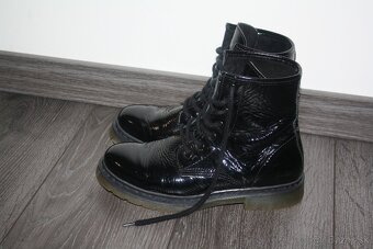 Kim Kay kozene cizmove topanky - 2