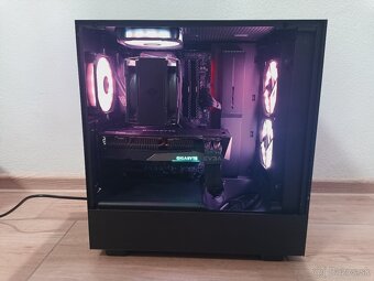 PC Ryzen 7 5700X3D. RX 6800XT. 32GB DDR4. 1TB M.2 - 2