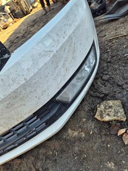 Predny naraznik Škoda Rapid - 2