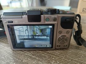 Predám fotoaparát Panasonic Lumix DMC-GX1 - 2