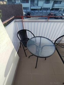 Predám záhradné/balkónové sedenie - 2