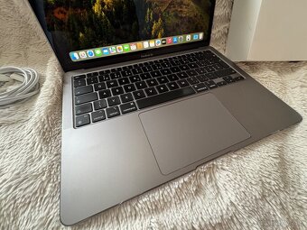 Apple Macbook air M1 8/256gb- Super stav - 2