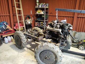 Predám nedokončený malotraktor 4x4 - 2