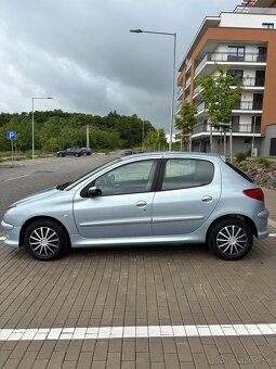 Predám Peugeot 206 1.4 Benzín - 2