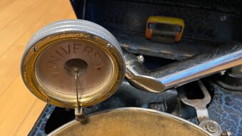 Predam starý zberatesky Gramafon Coumbia spolu zo zbierkou p - 2