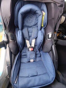 Autosedačka vajíčko KIDDY Evoluna i-Size 2 + Isofix základňa - 2