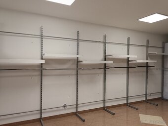 Regály do predajne - 2