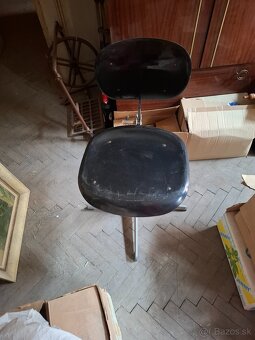 Otočná stolička - 2
