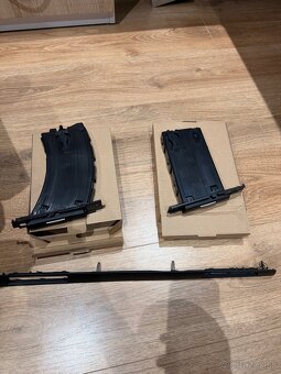 Cup holder set pre BMW e90 / e91 / e92 e93 - 2