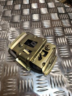 Lišta / Madlo 5. dverí s mikrospínačom – Renault Laguna 2 - 2