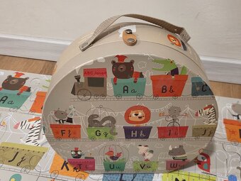 Detske puzzle v kufriku Janod - Abeceda - 2