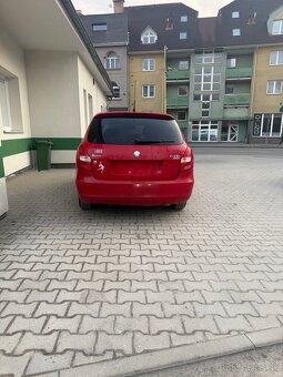 Škoda Fabia combi 1.2 benzín - 2
