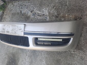 Predný nárazník Škoda Superb 1 - 2