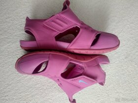 Nike ružové sandálky veľkosť 25 - 2