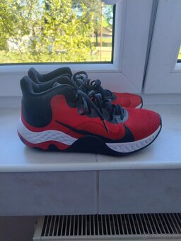 Nike - 2