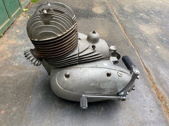 Jawa 350/354 Pulbuben - motor dvoupáka + štítek 1955 - 2