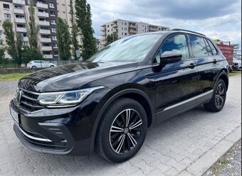 Volkswagen Tiguan 2.0 TDI EVO Life 4Motion DSG panoráma - 2