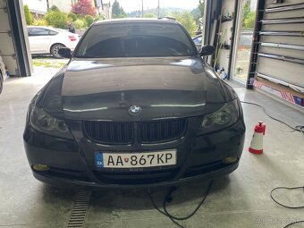 BMW e90 318i - 2