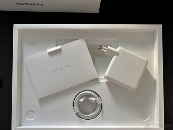 MacBook Pro M1 13" 2020 8GB RAM 512 GB SSD - 2