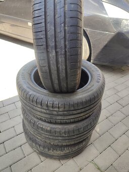 185/60R15 Goodyear EfficientGrip Performanca2 - 2