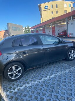 Predám Fiat bravo 1.9jtd r.v. 2009 - 2