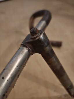 Barany na starý historický bicykel - 2