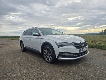 Škoda Superb Combi 2.0 TDI Scout 4x4 DSG prvy majiteľ - 2