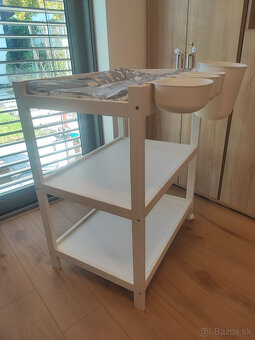 Predam prebalovaci pult - 2