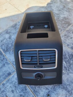 Stredova konzola s vyduchmi - 2