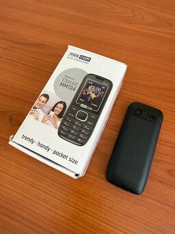 Mobilny telefon Maxcom - 2