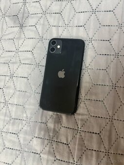 iPhone 11 64GB - 2