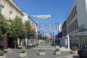 1818 NA PRENÁJOM V KOMÁRNE EXKLUZÍVNY OBCHODNÝ PRIESTOR - 2