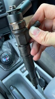 Vstreky bmw 216 - 2