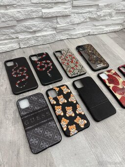 Kryty na iPhone 11 - niektoré sú celkom nové - 2