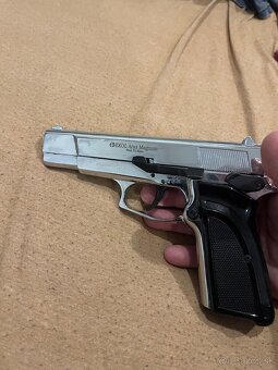 PREDAM PLYNOVU PISTOL - 2