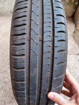 Pneumatiky falken 175/60 - 2