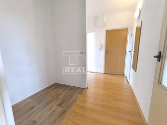 Na predaj 3 izbový byt po čiastočnej rekonštrukcii v... - 2