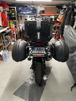 TopCase Givi TREKKER OUTBACK - 2