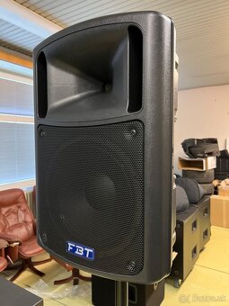 12" FBT MaxX4 s poťahmi FBT 300/600W - 2