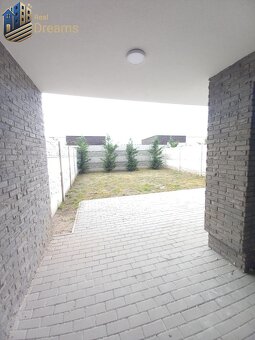 SKOLAUDOVANÉ Novostavba 2-3 izbových bytov s pozemkom v pol - 2