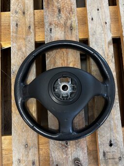 Volant Peugeot 407 Coupe - 2