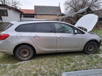 Predam Opel Astra J - 2