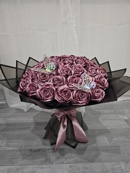 Večná kytica z 51 saténových ruží - 2