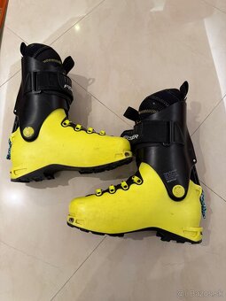 Fischer Travers Carbon 26,5 - 2