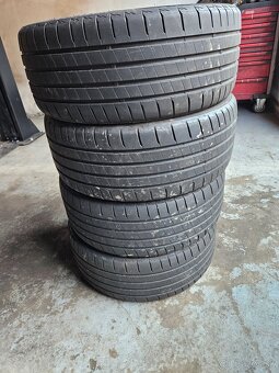 225/45 R19 Bridgestone - 2